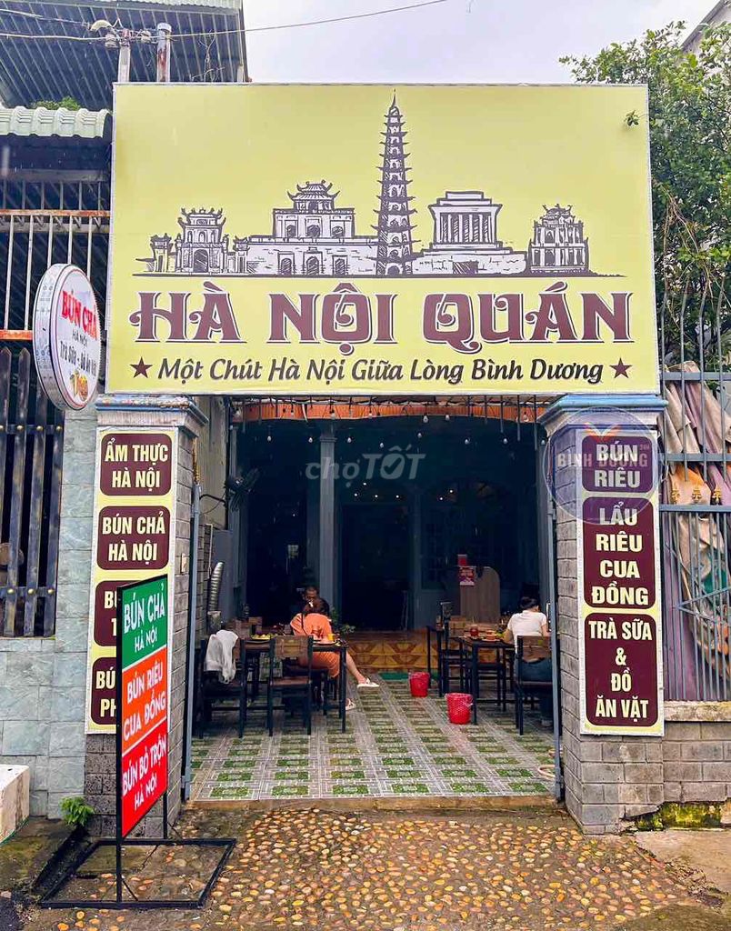 tuyển nv phụ quán ăn ( có chỗ ăn ở tại quán )