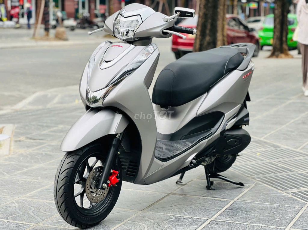 honda Lead 125 đời 2023 đèn Les 2 tầng biển 29. Mua bán Xe máy tại Quận Cầu Giấy Hà Nội được đăng bởi Mai Khánh hình 1