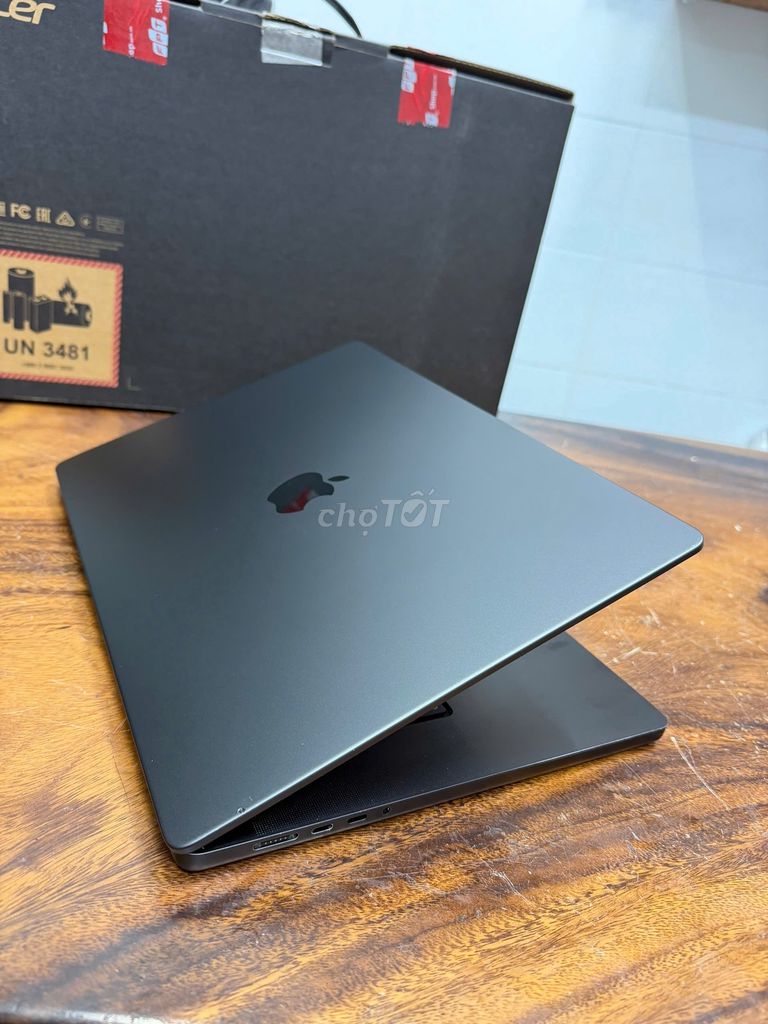Apple Macbook Pro 16 inch M4 MAX 64GB/1TB SSD 98%. Mua bán Laptop tại Quận Tân Bình Tp Hồ Chí Minh được đăng bởi Nguyễn Phi triều hình 1