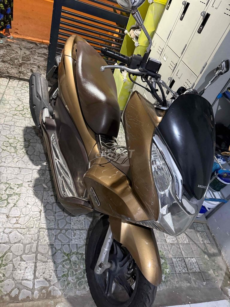 PCX chính chủ sang tên BSTP, Xe cứng cáp máy êm. Mua bán Xe máy tại Quận 12 Tp Hồ Chí Minh được đăng bởi Nhà Đất Quý An hình 1