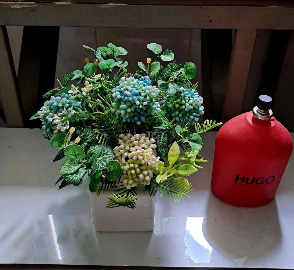 Chậu hoa giả nhỏ xinh để bàn . Mua bán Cây cảnh, đồ trang trí tại Quận 4 Tp Hồ Chí Minh được đăng bởi Khánh Ngân hình 1