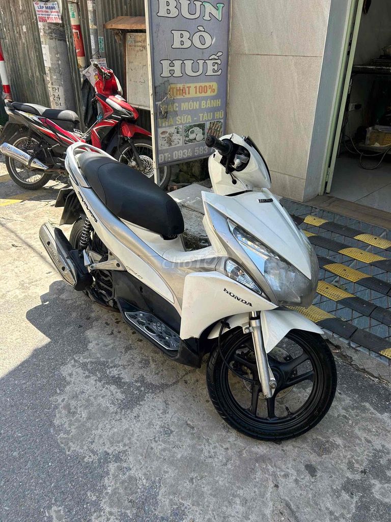 Honda Air Blade 110cc Trắng