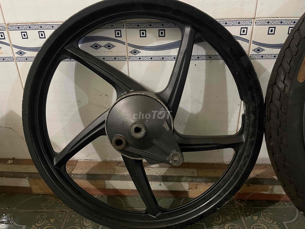 bánh mâm wave honda. Mua bán Phụ tùng xe tại Huyện Châu Thành Tiền Giang được đăng bởi Lê hình 3