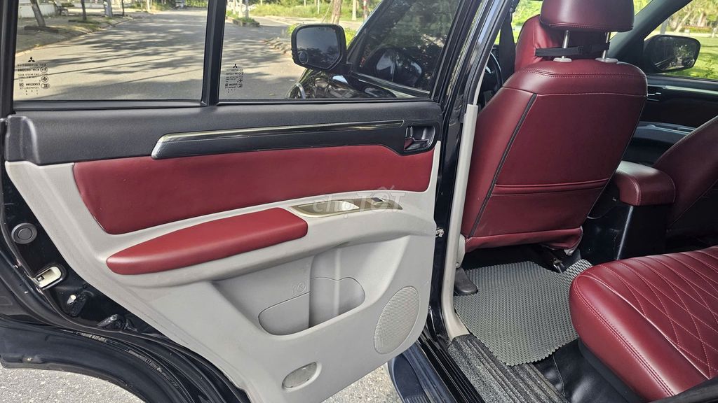 Pajero Sport MT 2017 máy dầu số sàn. Mua bán Ô tô tại Quận Cẩm Lệ Đà Nẵng được đăng bởi Nguyễn Đức Trưởng hình 2