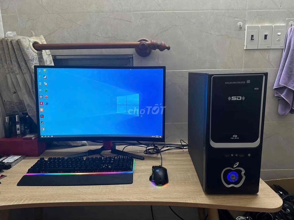 lên đời dư 2 thùng CPU đang chạy làm việc tốt. Mua bán Máy tính để bàn tại Thành phố Pleiku Gia Lai được đăng bởi Nam Apple hình 1
