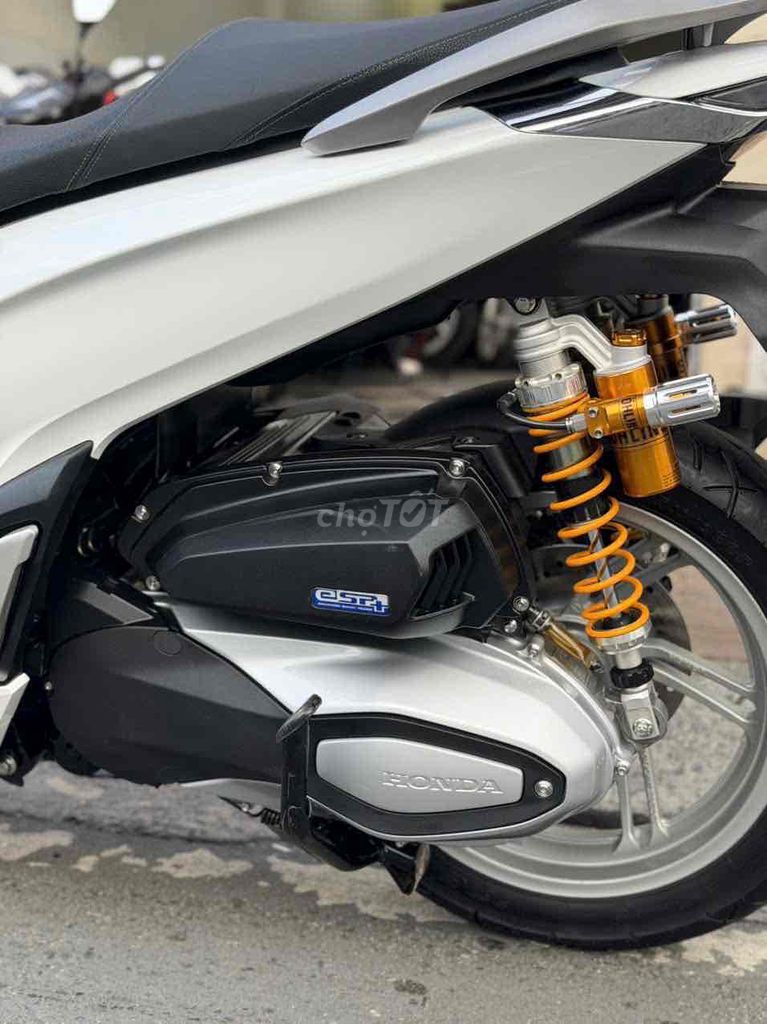 Honda SH 350i ABS 2022 Trắng. Mua bán Xe máy tại Thành phố Thủ Đức Tp Hồ Chí Minh được đăng bởi Vũ Vũ hình 8