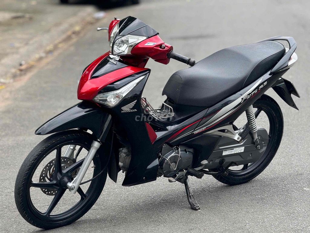 futuer 2018 bst máy êm xe đẹp nợ xấu trả 50% ạ. Mua bán Xe máy tại Quận Bình Tân Tp Hồ Chí Minh được đăng bởi Xe Máy Qúy Le hình 2