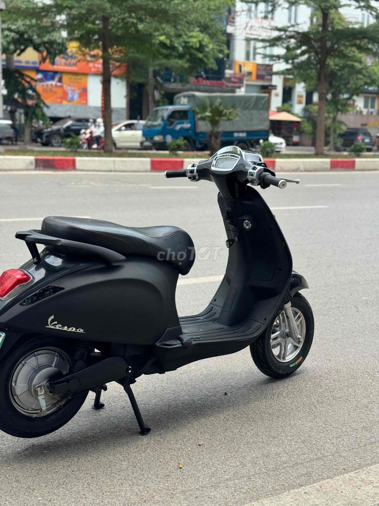 Vespa lướt đăng ký 2022,biển Hà Nội,bình lướt 2k24. Mua bán Xe điện tại Quận Cầu Giấy Hà Nội được đăng bởi Xe Điện 257 Hoàng Quốc Việt  hình 7