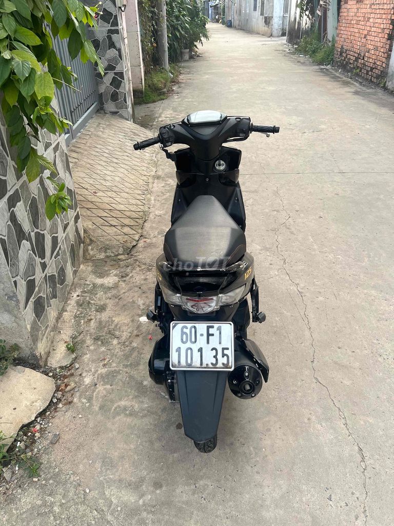 Yamaha Luvias Fi Đen vàng. Mua bán Xe máy tại Thành phố Biên Hòa Đồng Nai được đăng bởi Minh hình 6