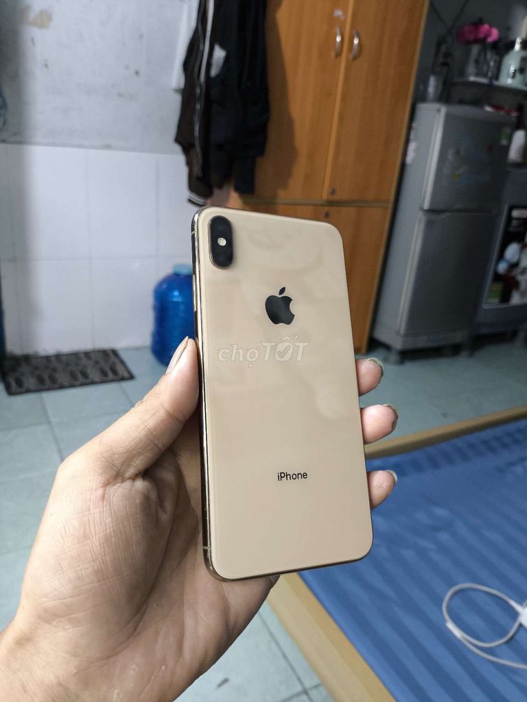 Apple iPhone XS Max 64GB Vàng 100%. Mua bán Điện thoại tại Thành phố Dĩ An Bình Dương được đăng bởi Lê My hình 1