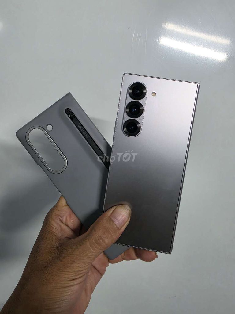 Samsung Z Fold 6 12GB 256GB Ssvn Xám như mới. Mua bán Điện thoại tại Quận Hoàn Kiếm Hà Nội được đăng bởi toan nguyen hình 1