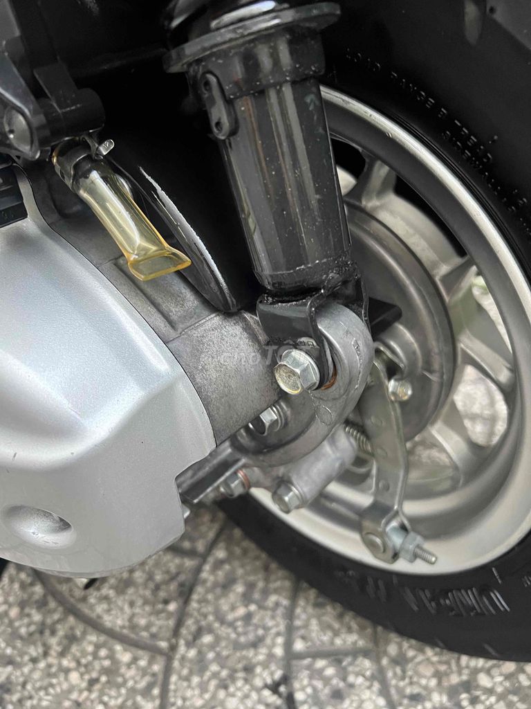 lead khoá ga bs 65B2 zin đẹp. Mua bán Xe máy tại Quận Ninh Kiều Cần Thơ được đăng bởi Vincom HV hình 9