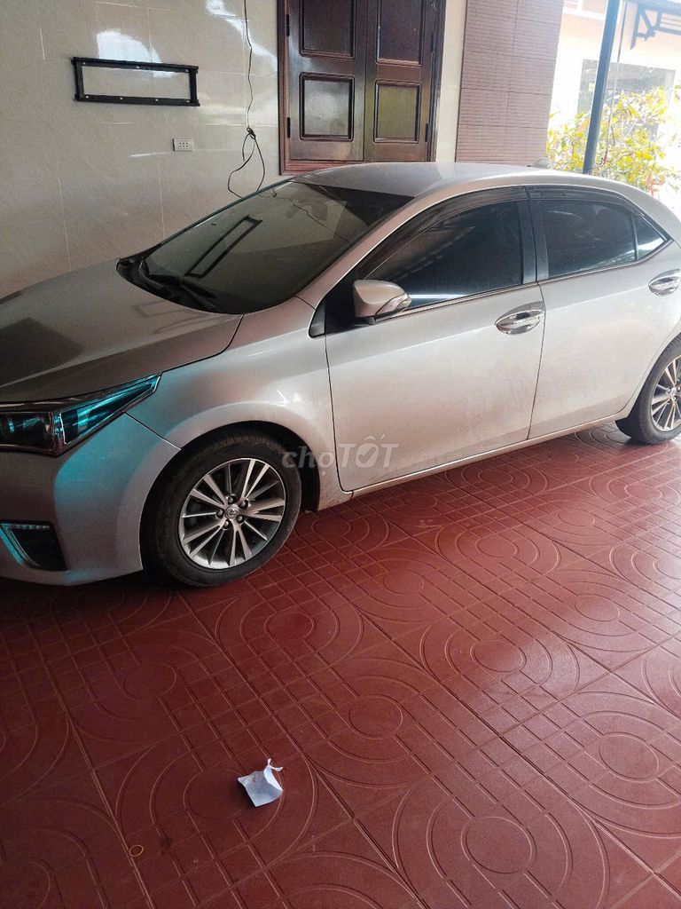 Toyota Altis 2015 Số sàn 150km Bạc. Mua bán Ô tô tại Huyện Cư M'gar Đắk Lắk được đăng bởi Chữ hình 2