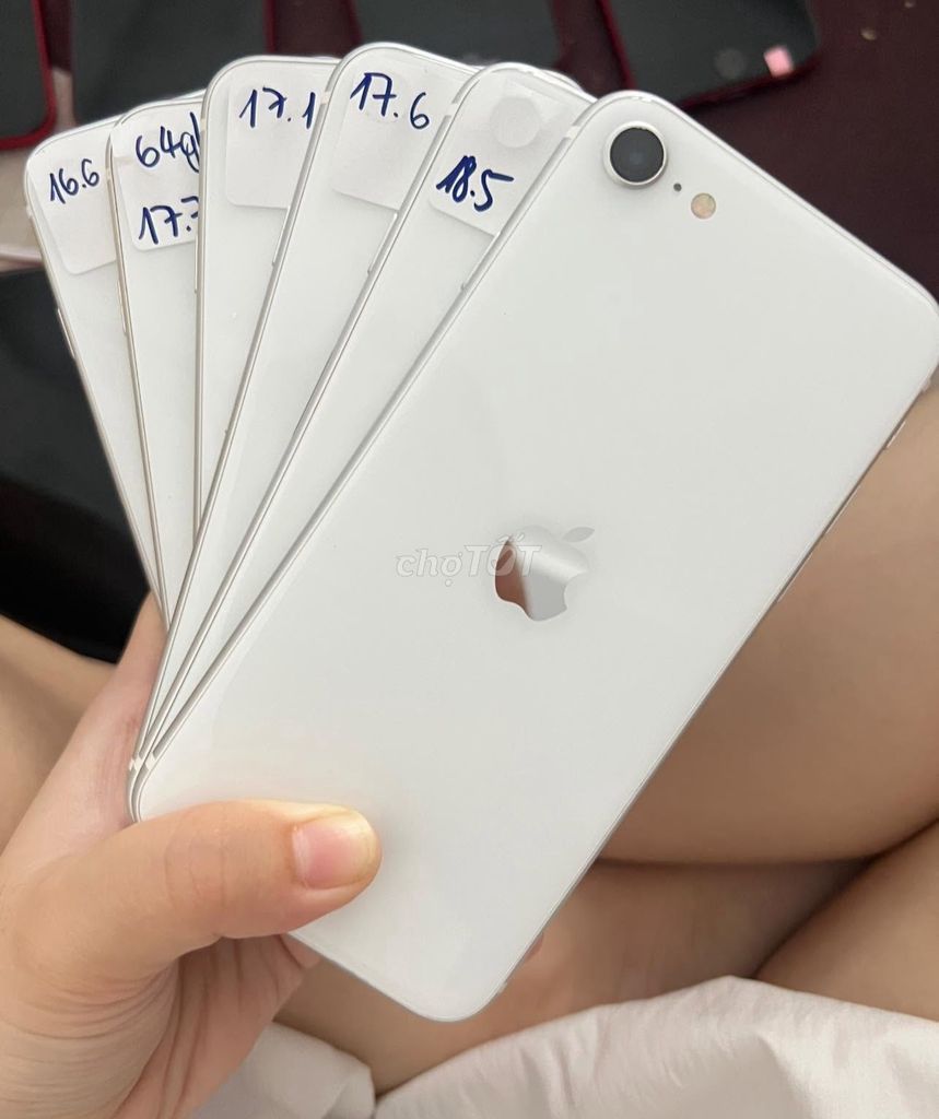 Apple iPhone SE 2020 64GB Trắng Nguyên zin. Mua bán Điện thoại tại Quận 5 Tp Hồ Chí Minh được đăng bởi Hội Đồ Điện Tử hình 1