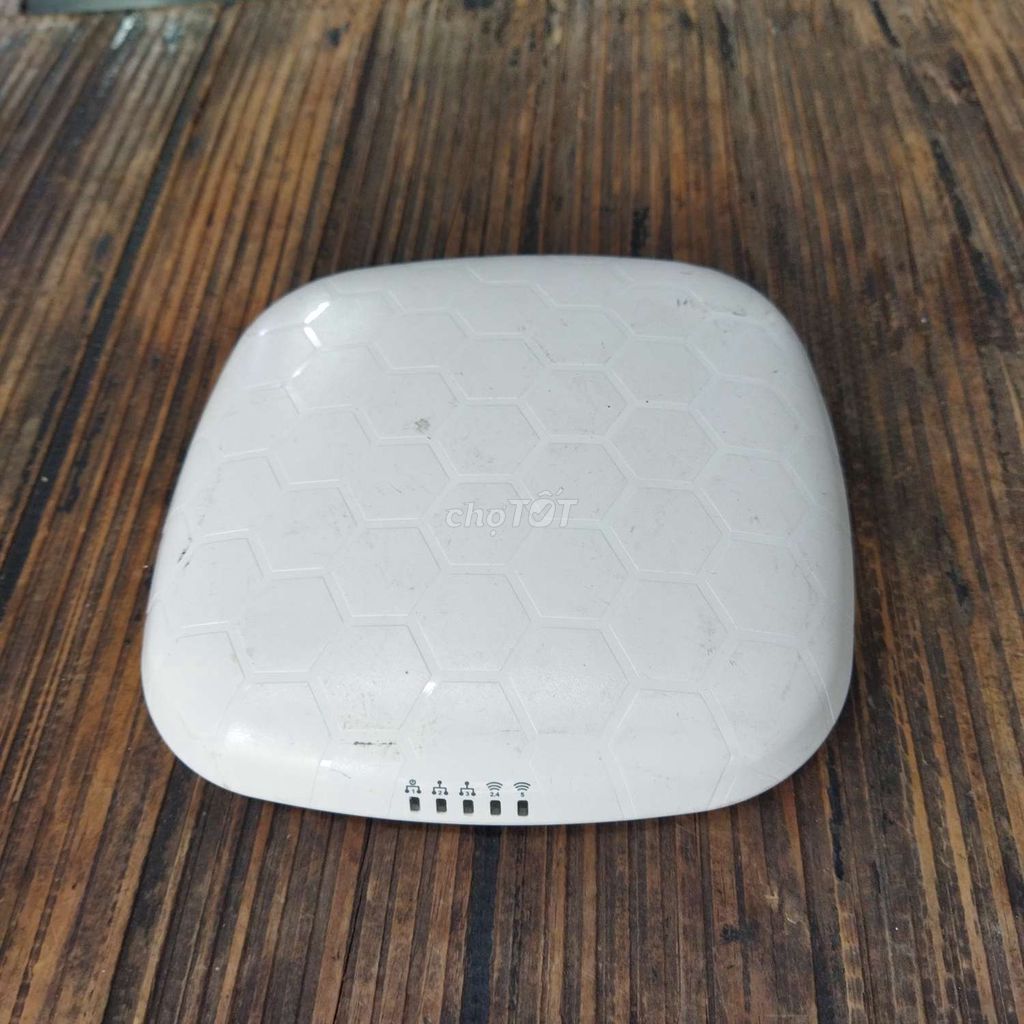 Phát wifi infinity NFT 2AC  tải 100 thiết bị.