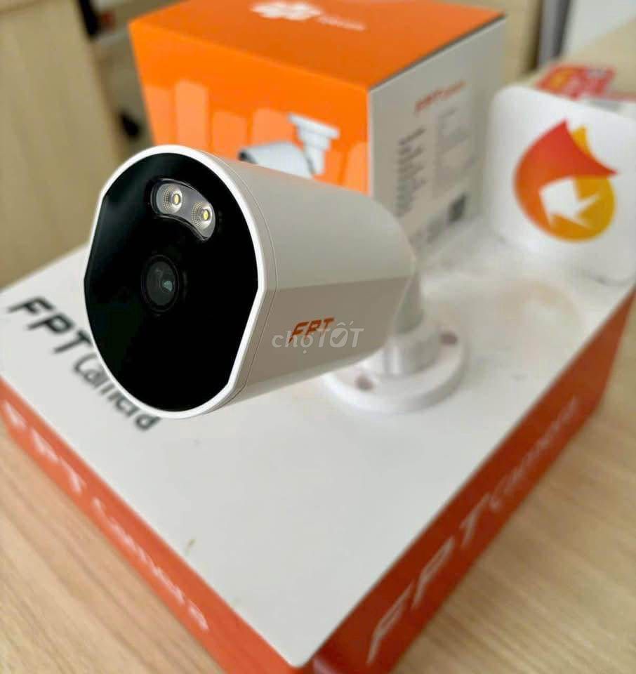 Camera FPT Play 4 mới 100%