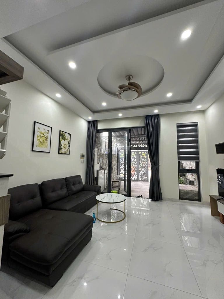 Nhà đẹp khu Nam Việt Á 3PN full nt mới