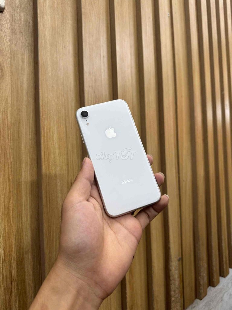 Apple iPhone XR 64GB Trắng Đã sử dụng. Mua bán Điện thoại tại Quận Đống Đa Hà Nội được đăng bởi Hanoi moibile đức hình 1