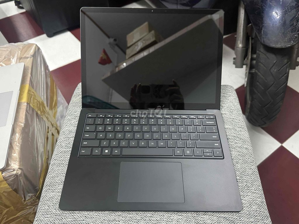 Surface Laptop 5 - i7 1265U/16G/256G 13.5 inch. Mua bán Laptop tại Quận 1 Tp Hồ Chí Minh được đăng bởi Hữu Surface hình 1