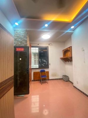 CHỈ 1.9TỶ, LẦU1, CHUNG CƯ NGÔ QUYỀN, Q5, 40M2, 2 PN, SHR LÂU DÀI. 