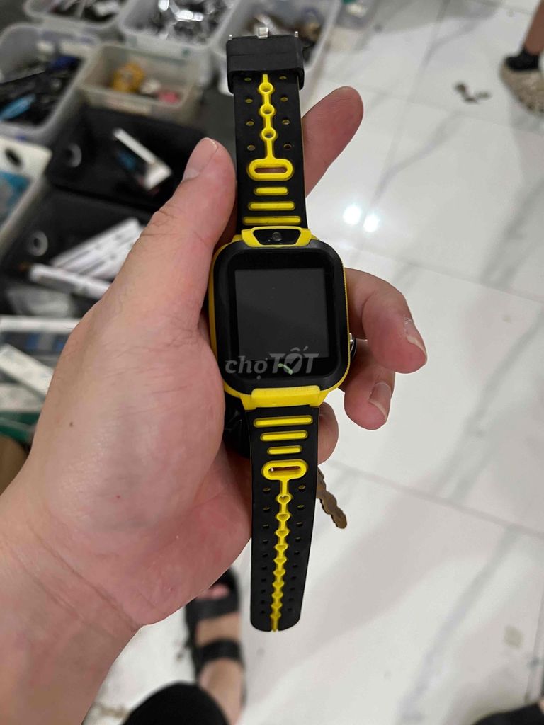 Đồng hồ thông minh trẻ em. Mua bán Thiết bị đeo thông minh tại Thành phố Dĩ An Bình Dương được đăng bởi Cường TOYOTA  hình 1