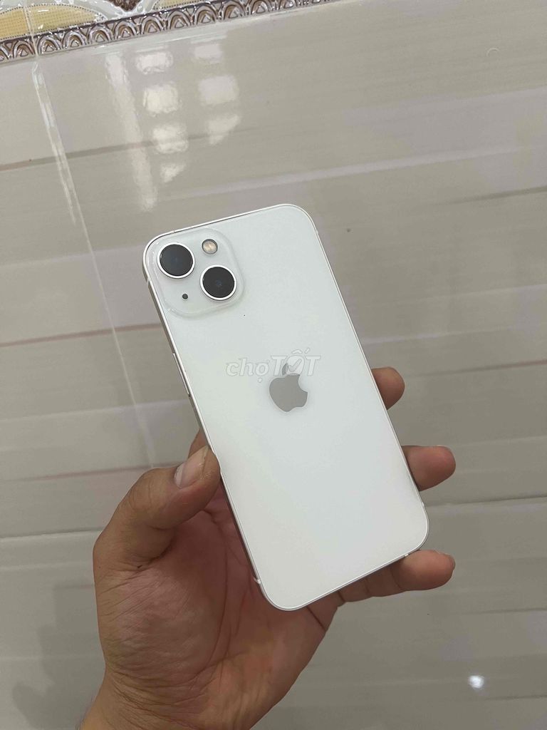 iPhone 13 128GB trắng zin đẹp xài ok pin 92