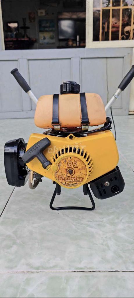 Máy cắt cỏ Robin NB03 Vàng. Mua bán Đồ chuyên dụng, Giống nuôi trồng tại Huyện Càng Long Trà Vinh được đăng bởi Nhân  hình 1
