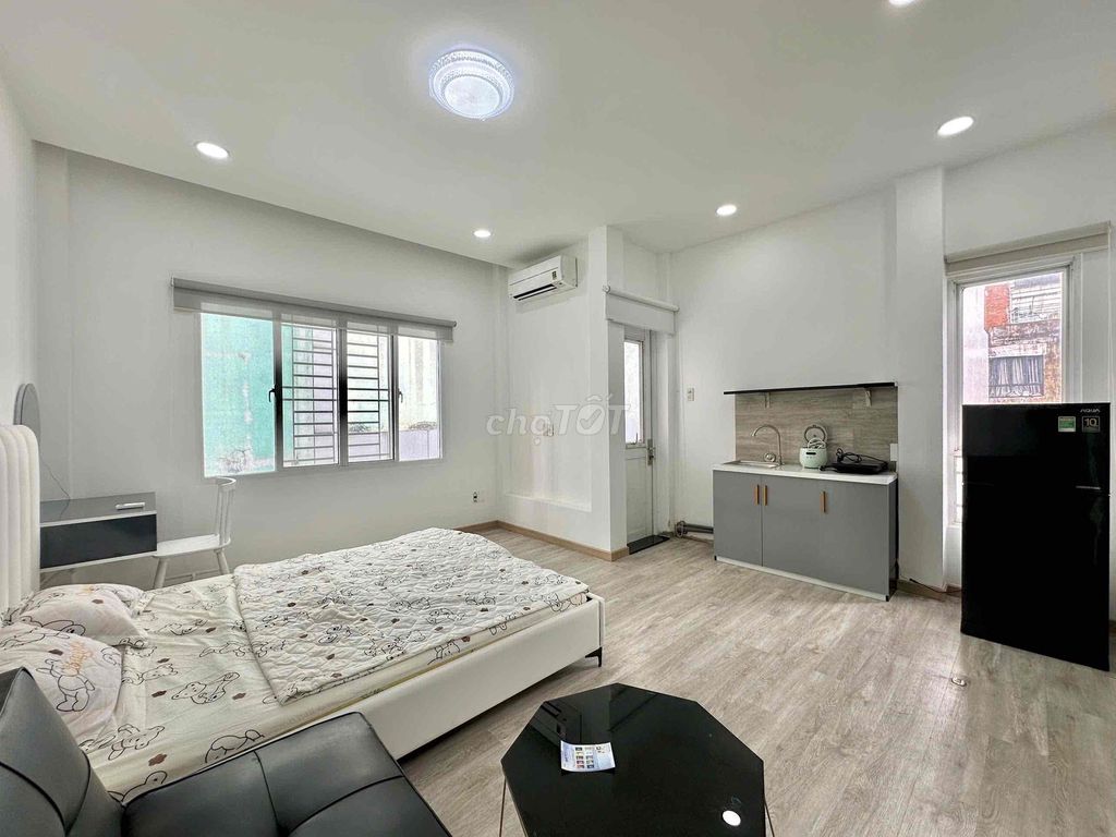 🏡STUDIO BAN CÔNG FULL NỘI THẤT SIÊU RỘNG CÓ THANG MÁY NGAY Q3