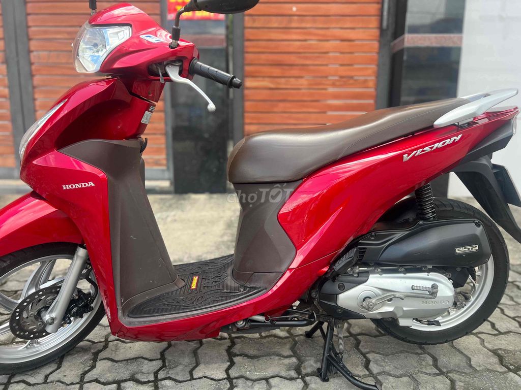 Honda Vision 2014 Красный