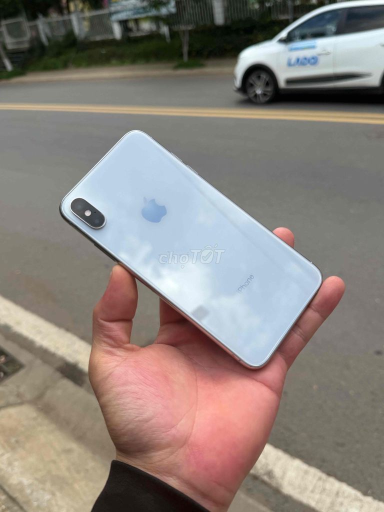 Apple iPhone XS Max 64GB Bạc Đã sử dụng. Mua bán Điện thoại tại Thành phố Đà Lạt Lâm Đồng được đăng bởi LỘC ĐÀ LẠT hình 1