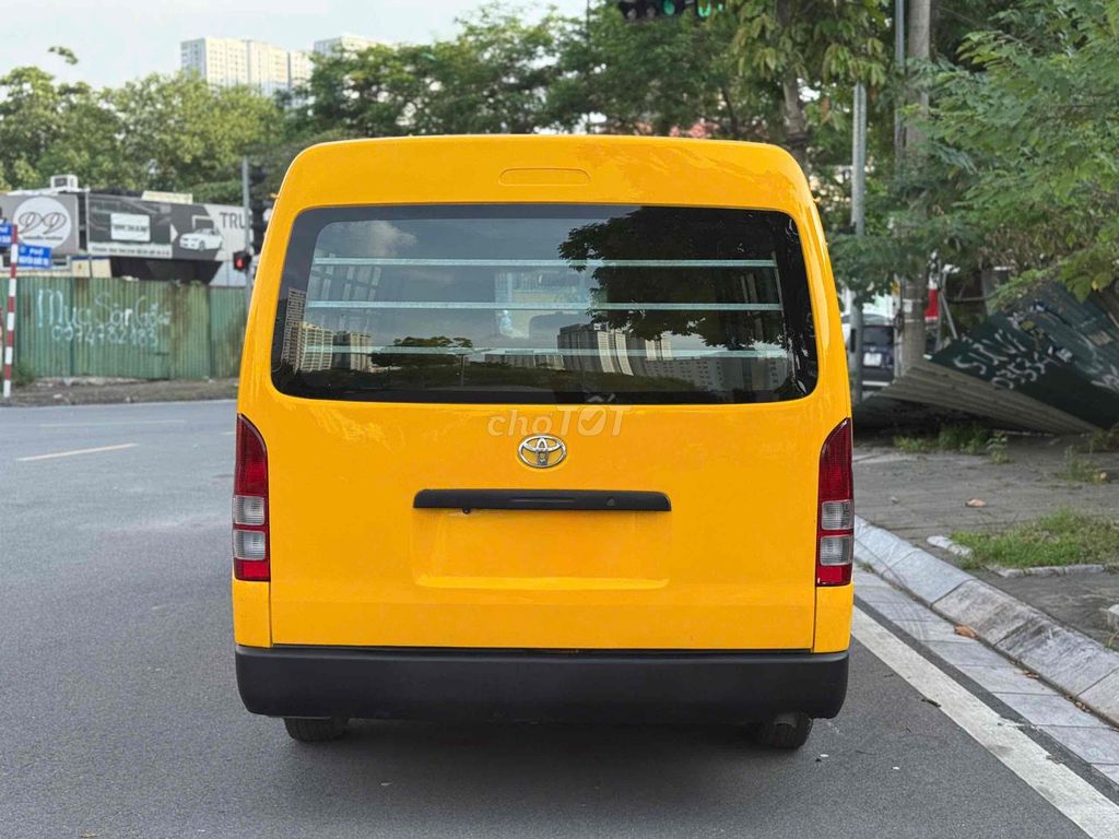 Toyota Hiace 2008 van 3 chỗ tải 940kg chạy phố. Mua bán Ô tô tại Quận Bắc Từ Liêm Hà Nội được đăng bởi Tô Văn Tiến hình 6
