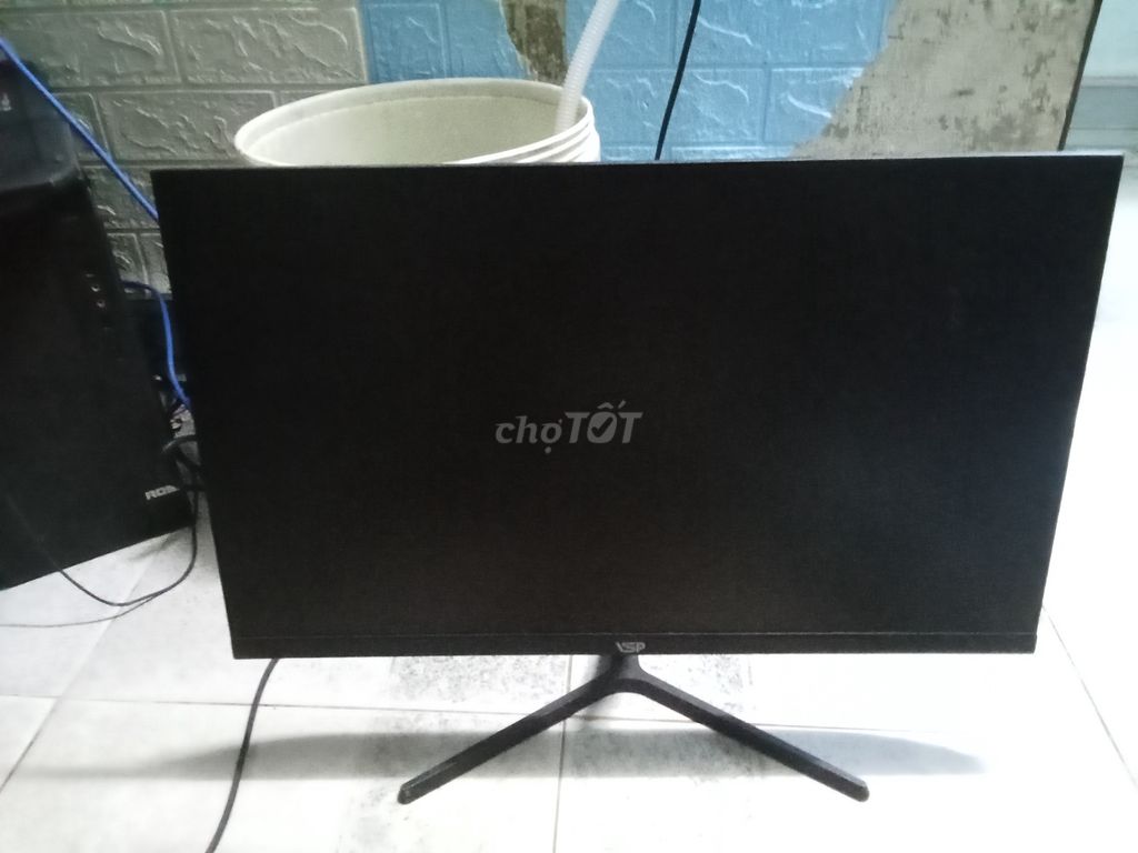 Màn hình máy tính 22 inch Đen. Mua bán Phụ kiện (Màn hình, Chuột...) tại Thị xã Điện Bàn Quảng Nam được đăng bởi Le thi thanh thuy hình 1