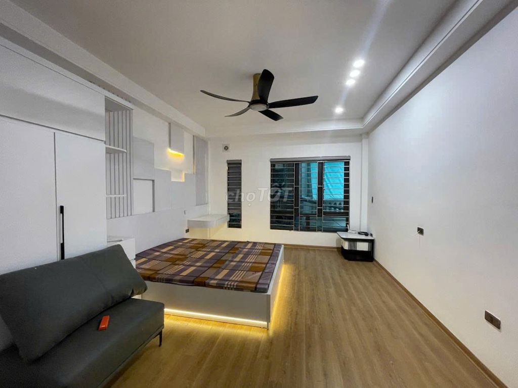 Nhà đẹp lô góc Bùi Xương Trạch DT 38m 5 tầng MT 4.4m giá gốc 8.31 tỷ. Mua bán nhà ở tại Quận Thanh Xuân Hà Nội được đăng bởi Nguyễn Hùng hình 1