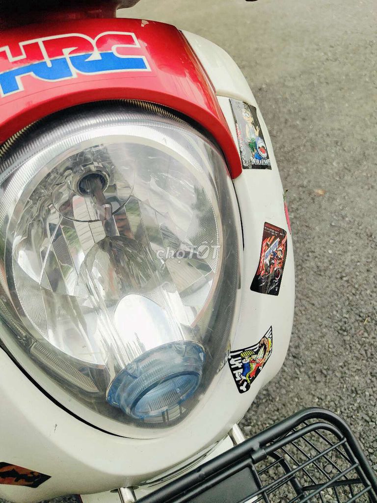 Honda Scoopy Thai 110fi Красно-белая