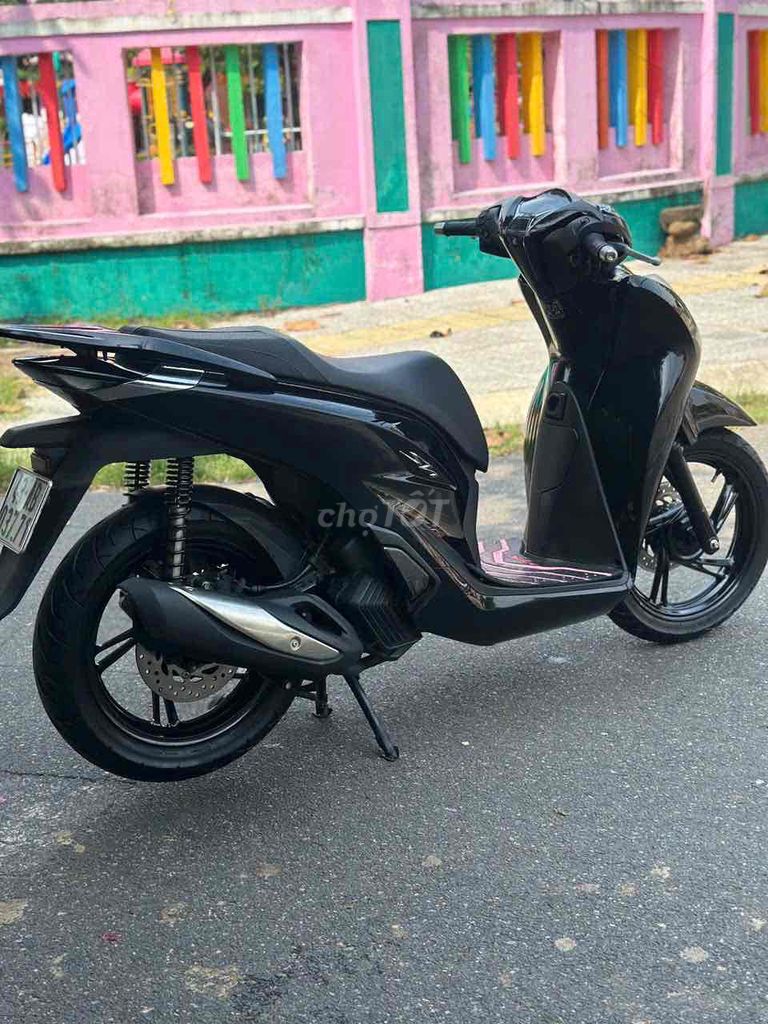Хонда SH 150 АБС черная