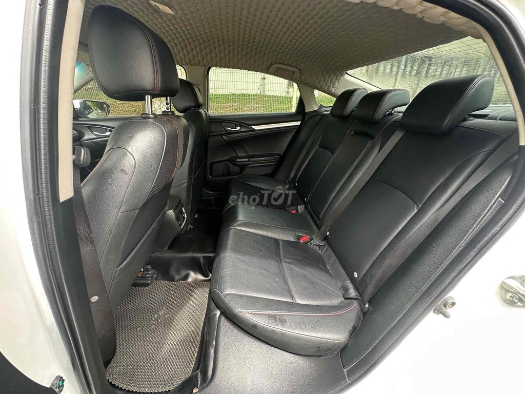 Honda Civic 2019 1.5 Turbo RS - 72000 km. Mua bán Ô tô tại Huyện Hóc Môn Tp Hồ Chí Minh được đăng bởi Lekhang210898 hình 13