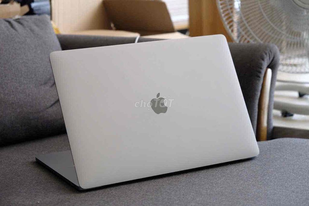 Apple MacBook Pr***GB/1TB SSD Bạc. Mua bán Laptop tại Thành phố Vũng Tàu Bà Rịa - Vũng Tàu được đăng bởi Bảo Bảo hình 1