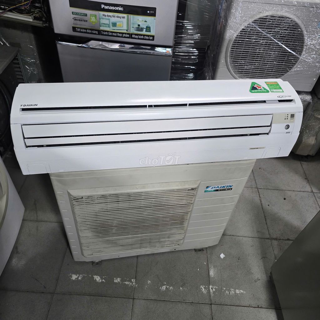 Máy lạnh Daikin 2hp inverter tiết kiệm điện. Mua bán Máy lạnh, điều hoà tại Quận 7 Tp Hồ Chí Minh được đăng bởi QUANG PHÁT hình 1