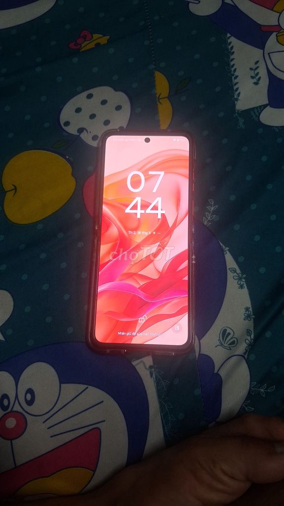 Motorola Razr 50s Cam. Mua bán Điện thoại tại Thành phố Dĩ An Bình Dương được đăng bởi Trương Hoàng Nhiên  hình 1