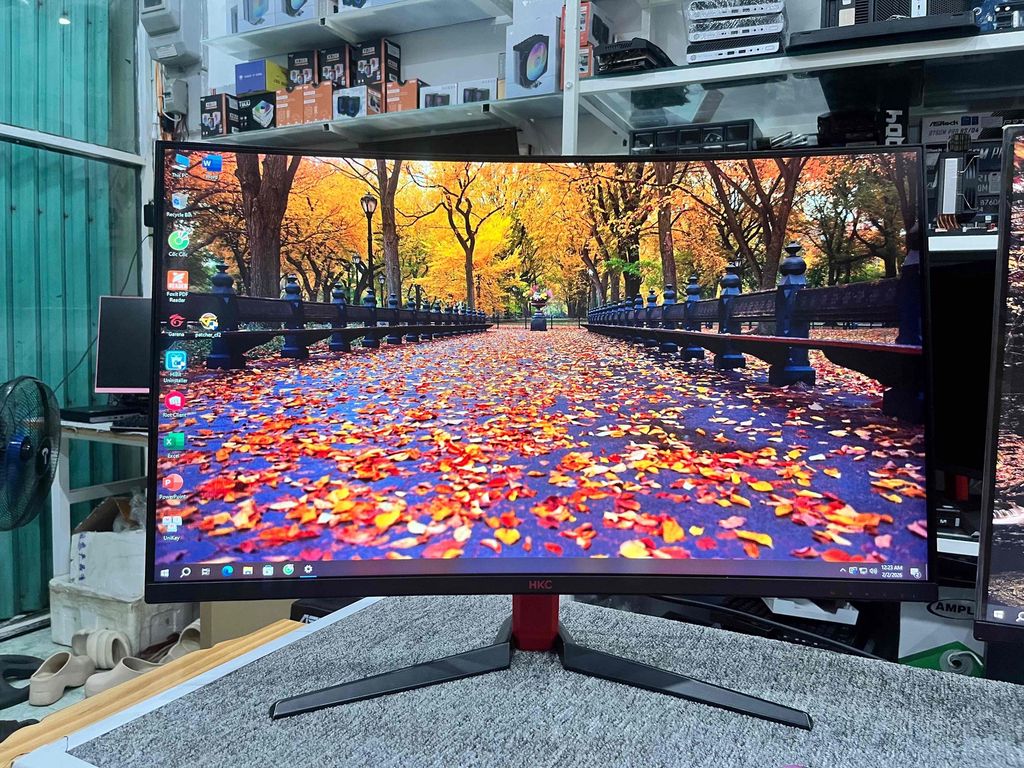 Màn Hình HKC 32in Cong Full HD -  165Hz. Mua bán Phụ kiện (Màn hình, Chuột...) tại Quận Ninh Kiều Cần Thơ được đăng bởi Tin Học Cần Thơ hình 1