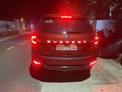 Ford Everest Titanium 2.0 Turbo 2018 Đỏ