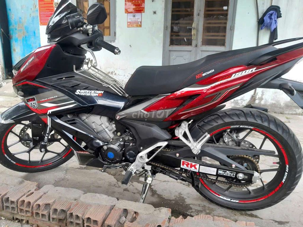 Honda Winner X 2021 красно-черный