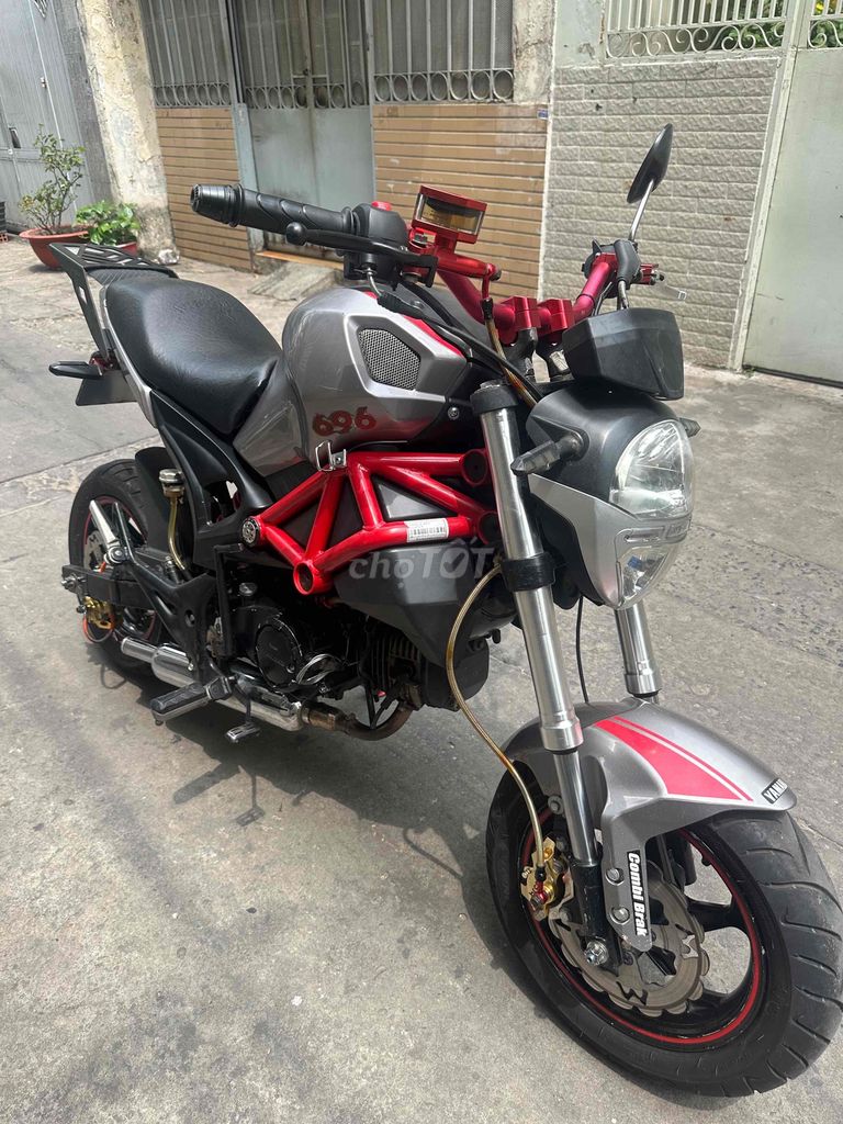 Ducati mini 2017 nhập Thái . BSTP cavet đầy đủ. Mua bán Xe máy tại Quận Bình Thạnh Tp Hồ Chí Minh được đăng bởi Lê Nhân hình 2