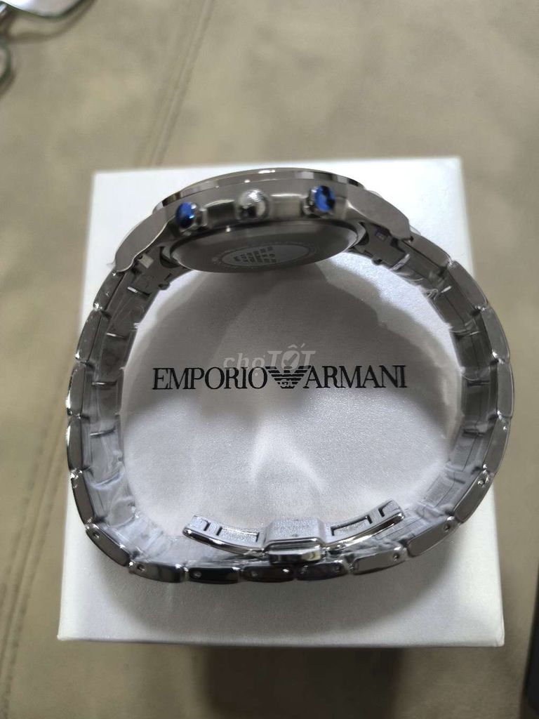 Đồng hồ hàng auth Emporio armani .