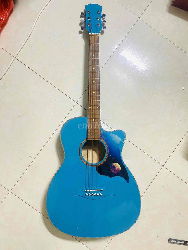 Đàn guitar Xanh dương. Mua bán Nhạc cụ tại Quận Thanh Xuân Hà Nội được đăng bởi nguyen hình 1
