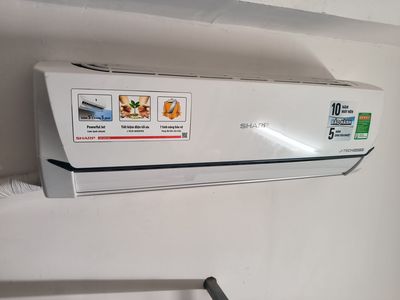 Bán máy lạnh 1HP Sharp Inverter mới 90%