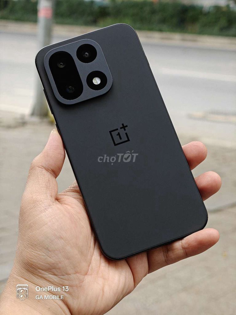 Oneplus 15 đen, r.QUỐC TẾ, 12/256 fullbox mới kích. Mua bán Điện thoại tại Quận Thanh Xuân Hà Nội được đăng bởi GA STORE hình 1