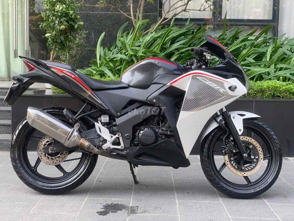 Honda Cbr 150i 2013 thái xe đẹp. Mua bán Xe máy tại Quận Cầu Giấy Hà Nội được đăng bởi Anh Khoa hình 2
