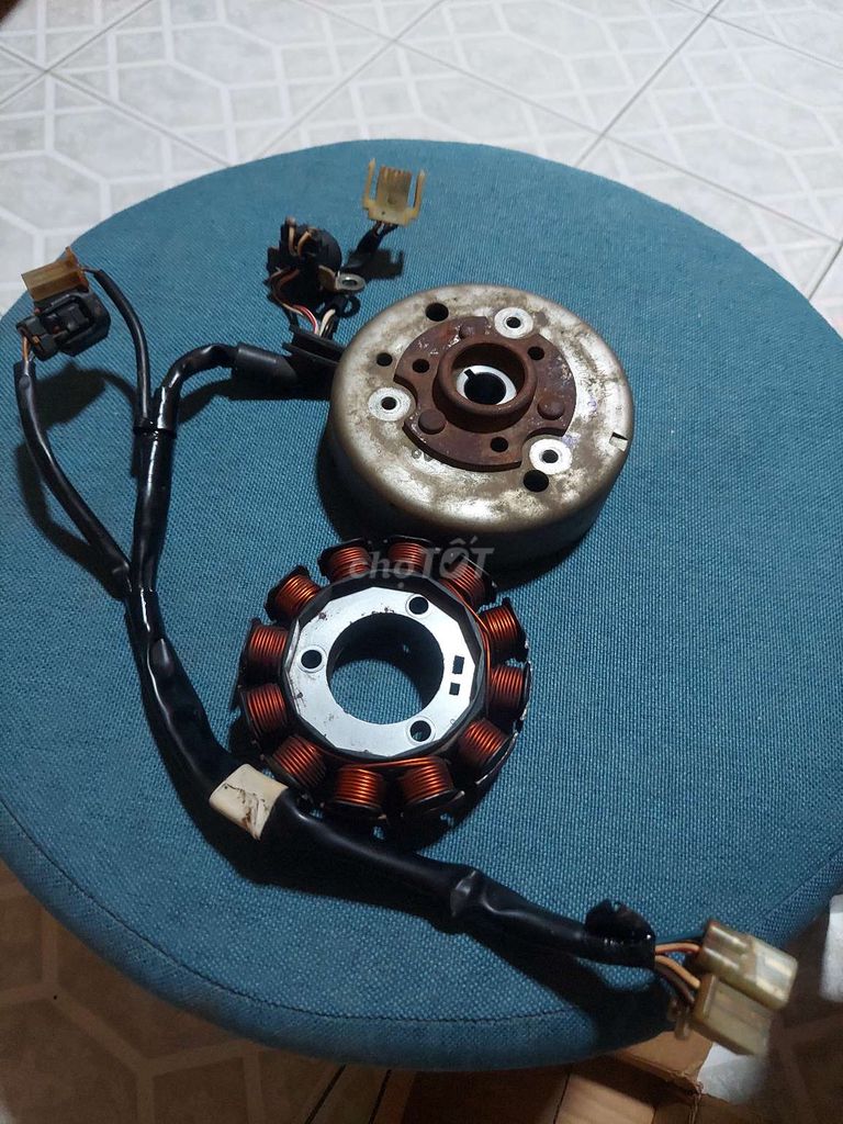 Walang mâm lửa luvias zin yamaha. Mua bán Phụ tùng xe tại Quận 1 Tp Hồ Chí Minh được đăng bởi GiangTu hình 2