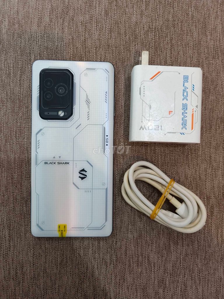 Black Shark 5 Pro 256GB Trắng. Mua bán Điện thoại tại Thành phố Hạ Long Quảng Ninh được đăng bởi Tùng Arsenal  hình 1